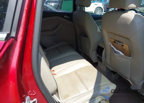 2015 Ford Escape Titanium z USA, uszkodzony, nr VIN 1FMCU9JX7FUA65880